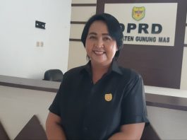 Ketua Komisi III DPRD Gumas Iceu Purnamasari